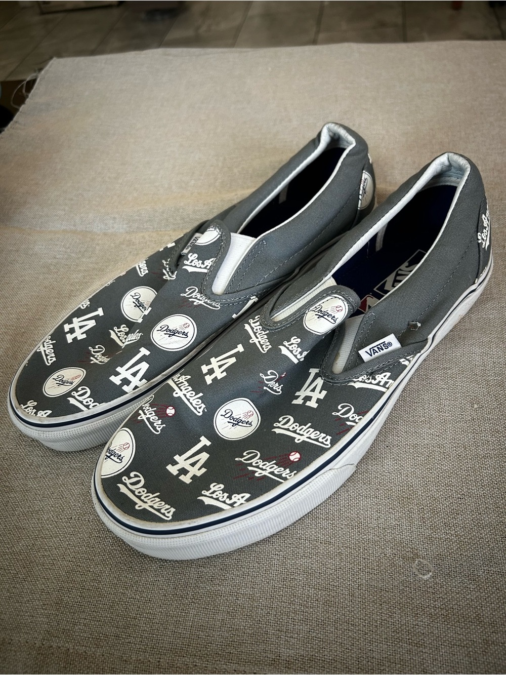 Vans Black Los Angeles Dodgers Slip-On Sneakers